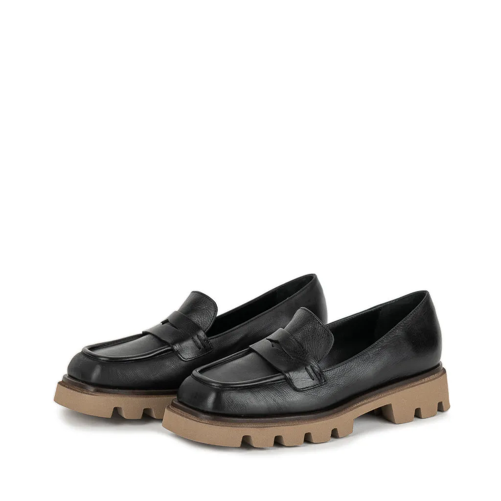 8070 Grey Patent Women's Loafers