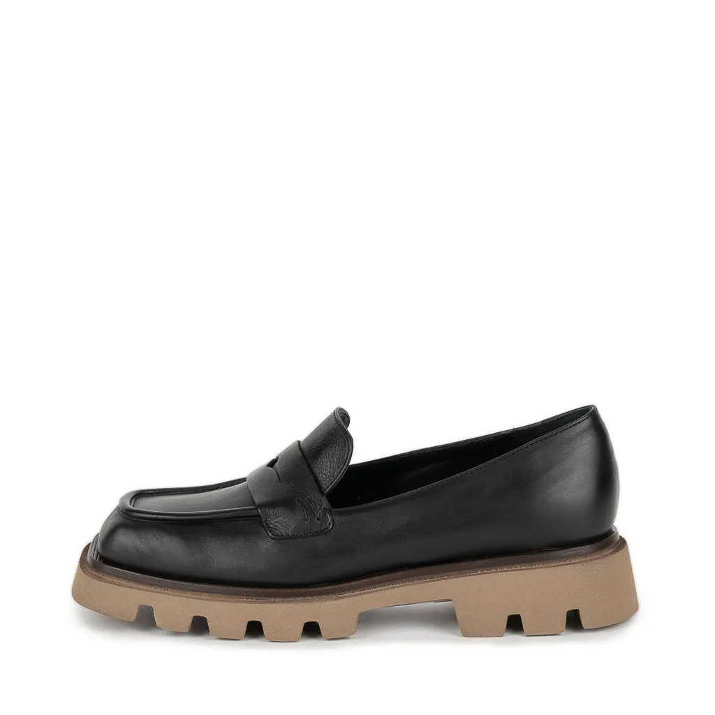 8070 Grey Patent Women's Loafers