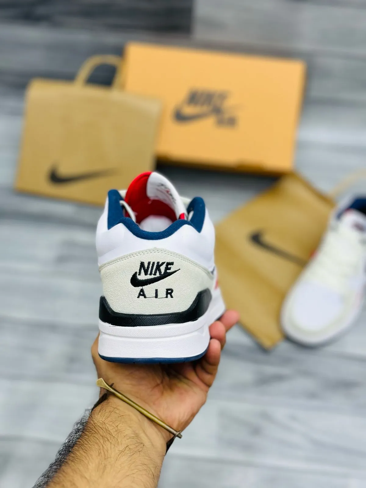 Air Jordan 1 Low SE - White/Navy/Red