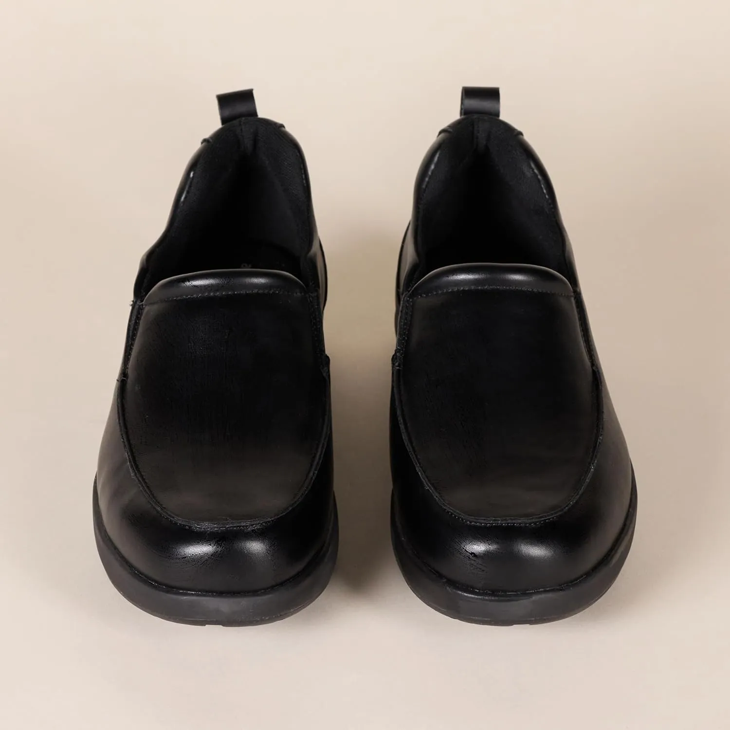 Amazon Essentials Men's Comfortable Service Shoe