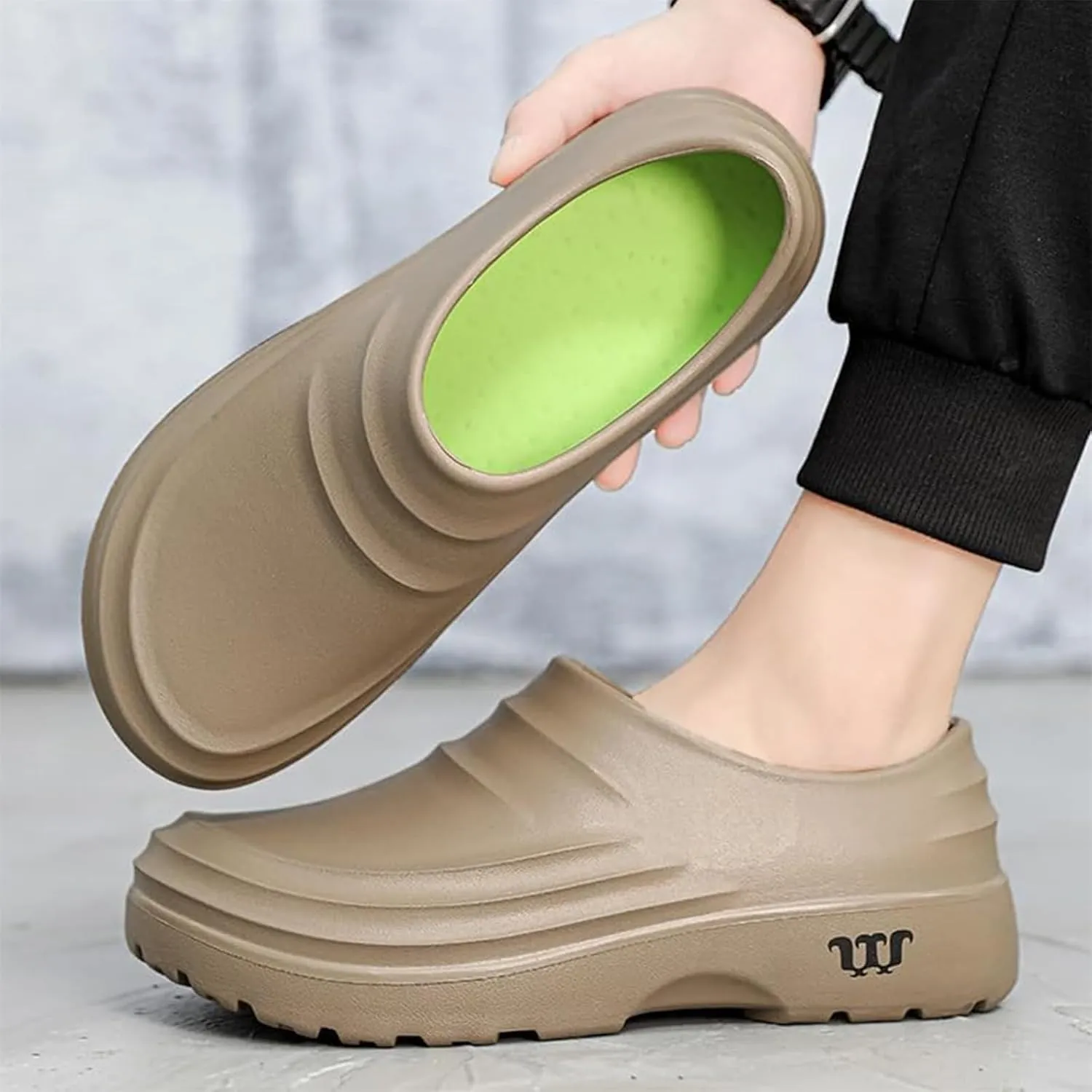 Armadillo Clogs Nurse Shoes for Women Men Comfortable Non Slip Work Shoes, Oil Resistant Chef Shoe Wide Waterproof Nursing Shoe, Ideal for Healthcare Kitchen Food Service Garden Unisex