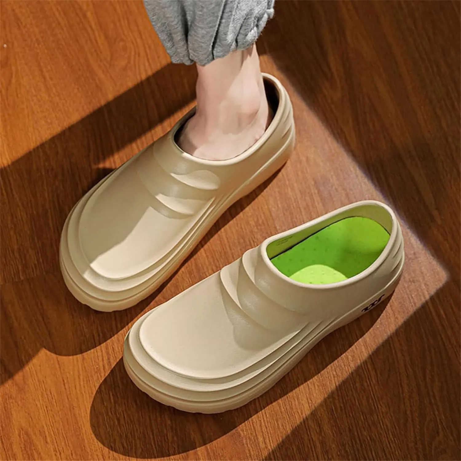 Armadillo Clogs Nurse Shoes for Women Men Slip-Resistant Ideal Work Shoes Oil Resistant Chef Wide Waterproof Shoe