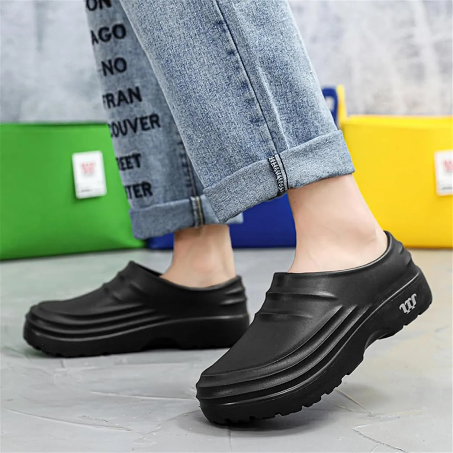 Armadillo Clogs Nurse Shoes for Women Men Slip-Resistant Ideal Work Shoes Oil Resistant Chef Wide Waterproof Shoe