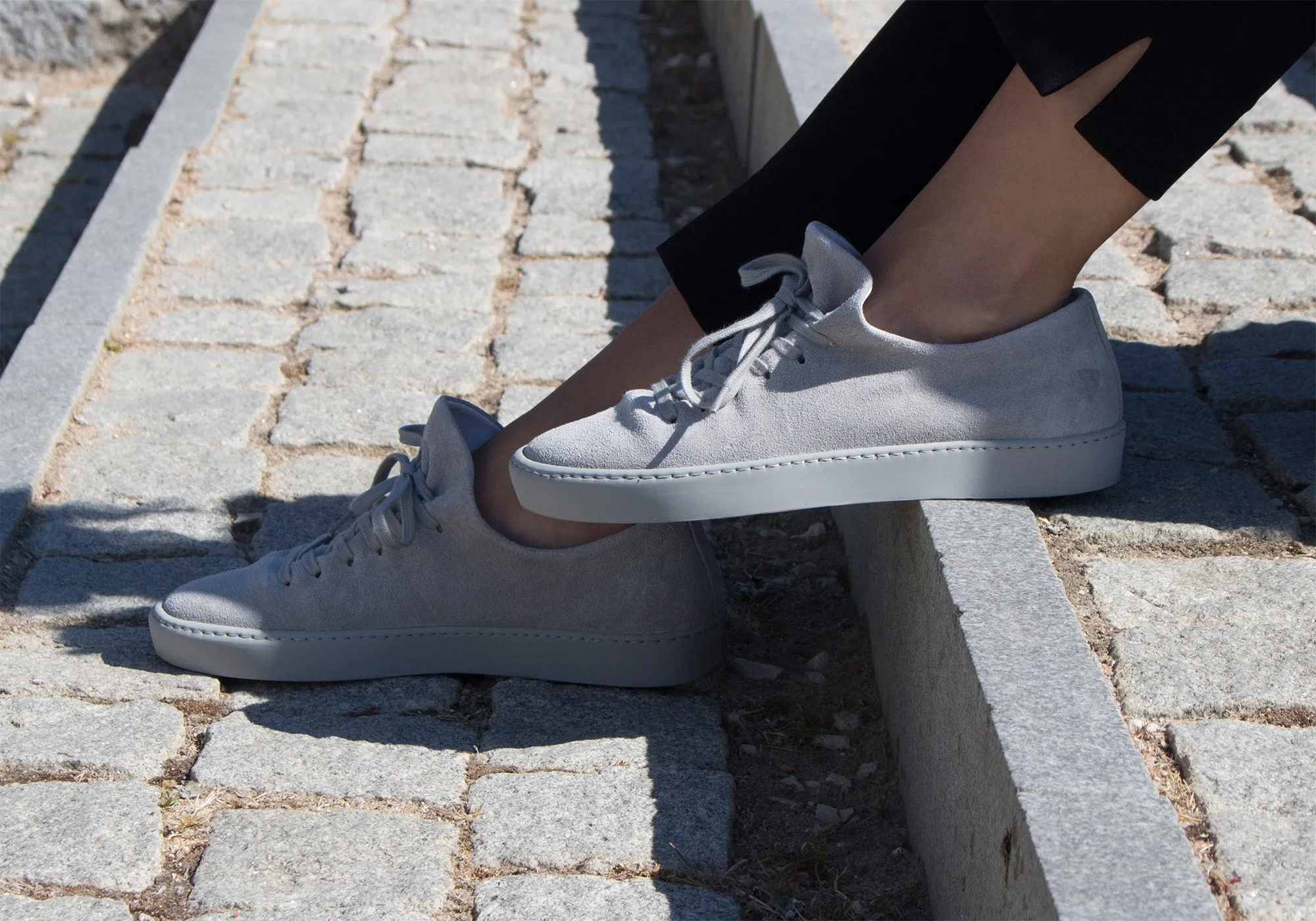 Atom Light Grey V.A.