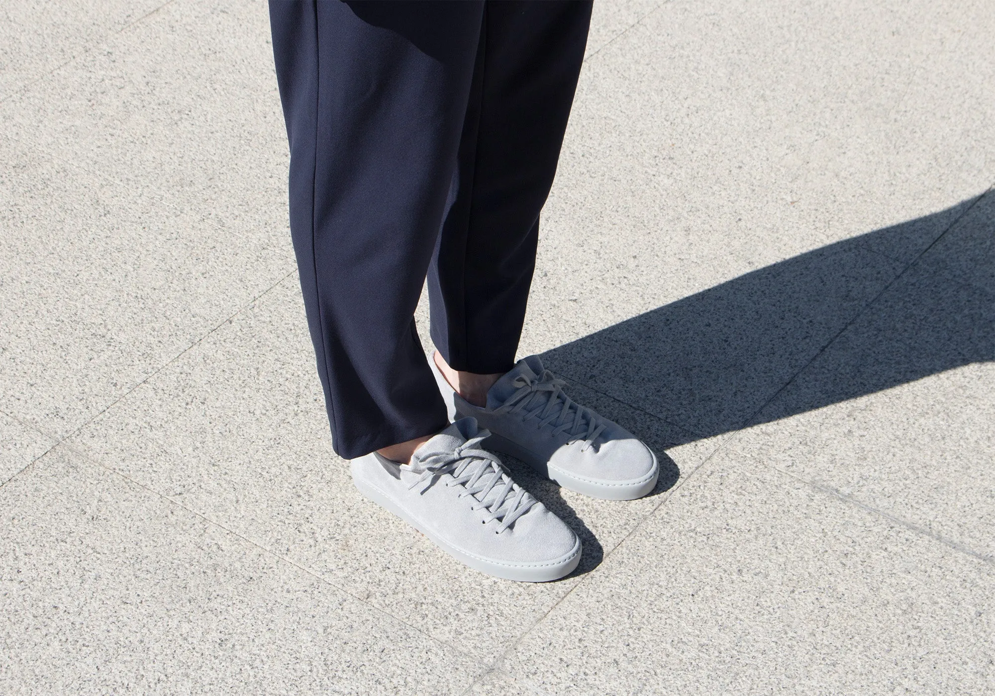 Atom Light Grey V.A.