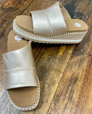 Ayama Light Gold Shoe