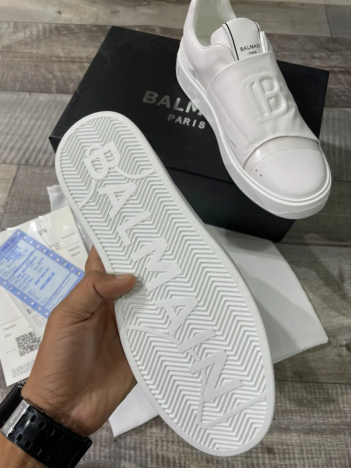 BALMAIN PARIS || B-COURT LEATHER SNEAKERS