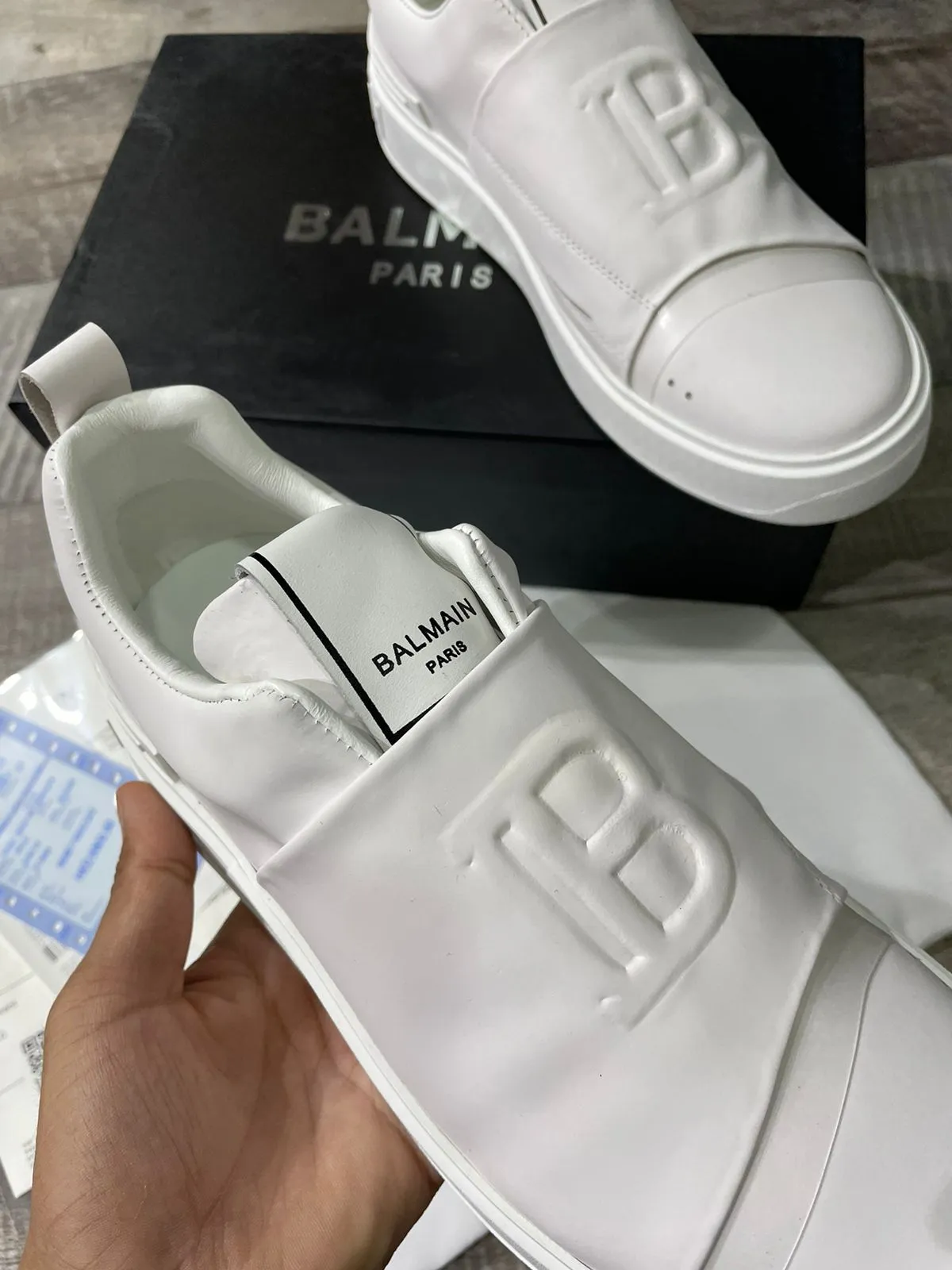 BALMAIN PARIS || B-COURT LEATHER SNEAKERS