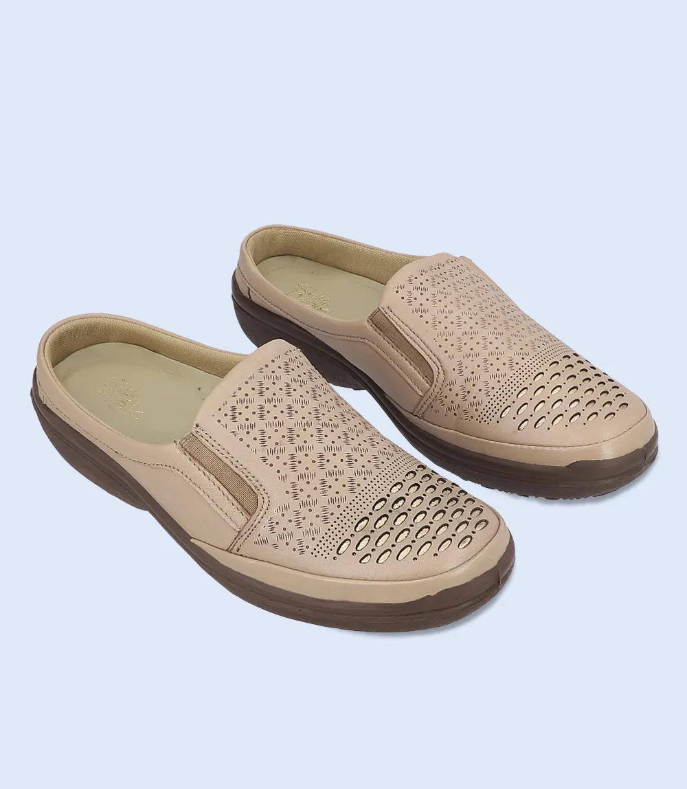 BW10138-BEIGE-Women Mule