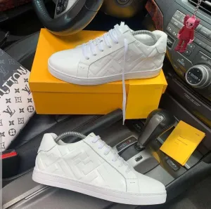 Casual White Sneaker With In Lace-up Pattern For Men's-Unique and Classy