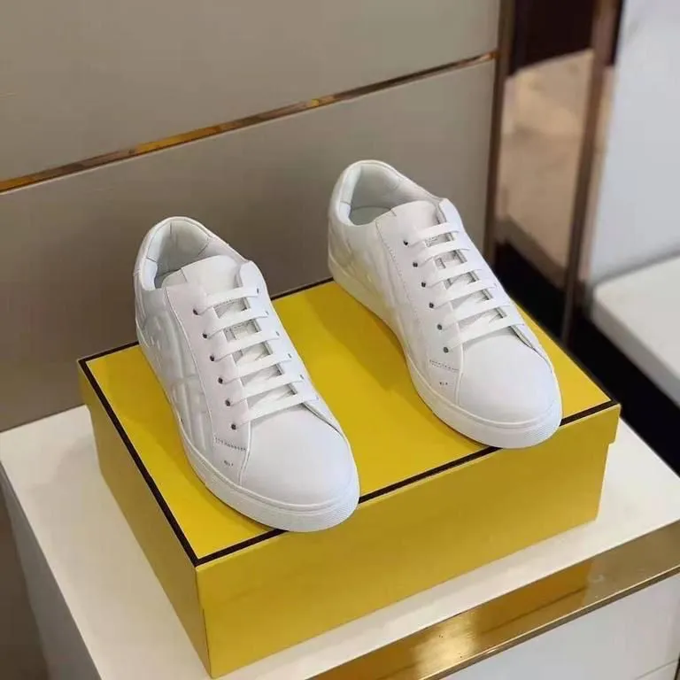 Casual White Sneaker With In Lace-up Pattern For Men's-Unique and Classy