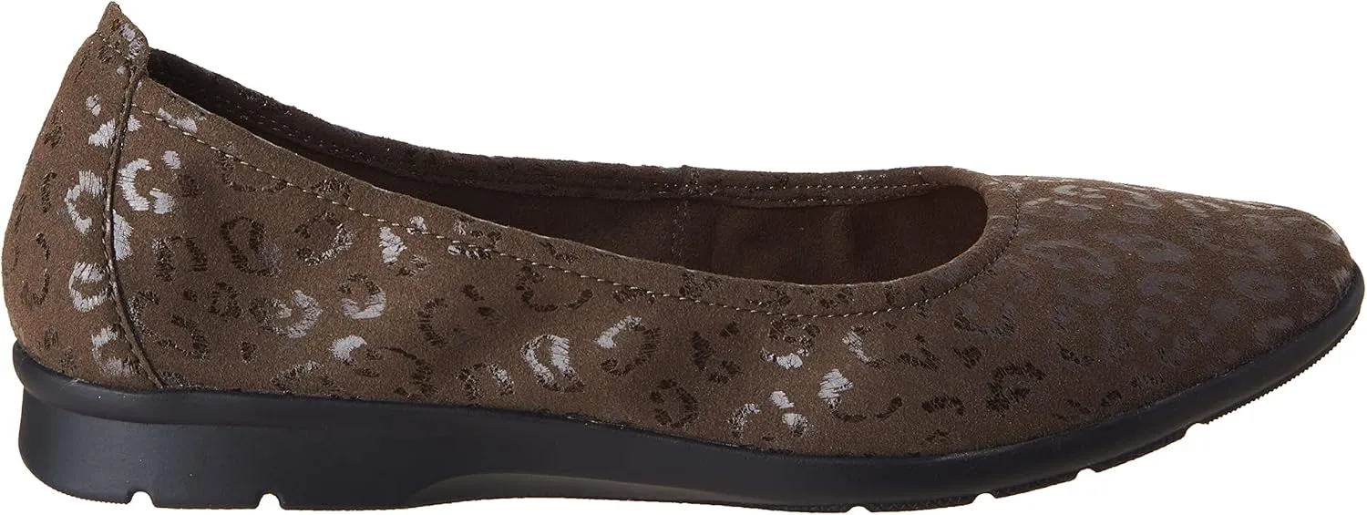 Clarks Women's Jenette Ease Ballet Flat