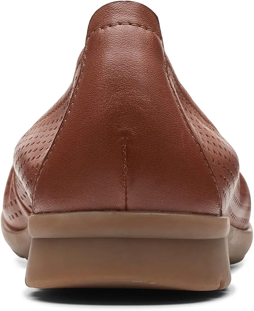Clarks Women's Jenette Ease Ballet Flat