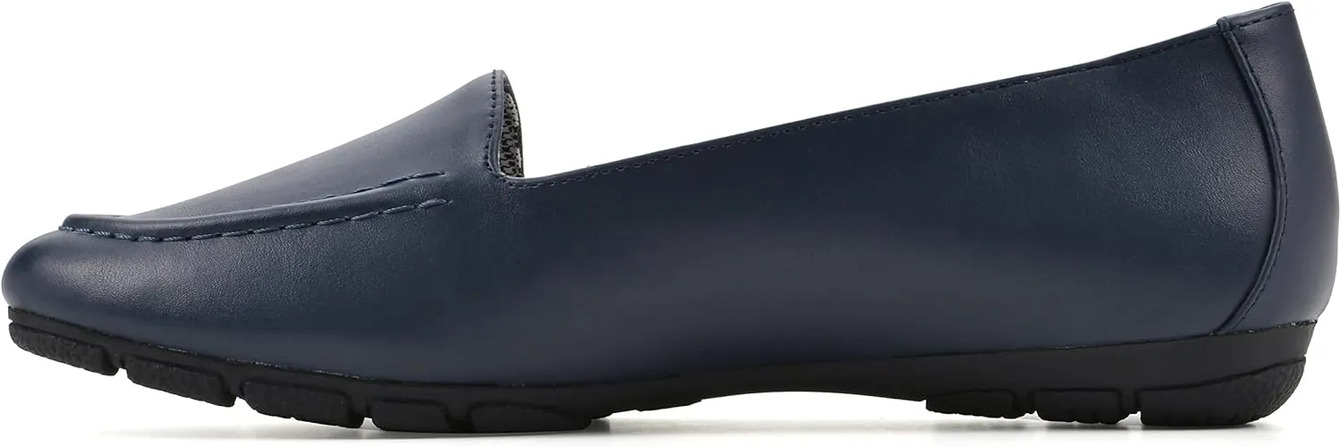 CLIFFS BY WHITE MOUNTAIN Women's Gracefully Tailored Loafer Flat