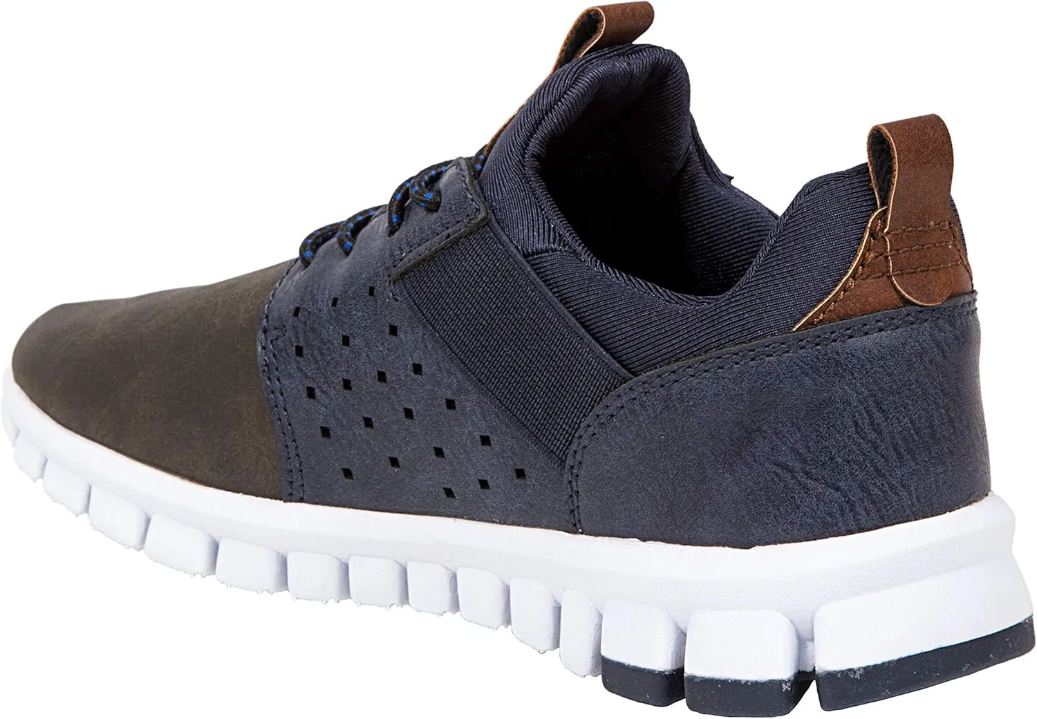 Deer Stags Unisex-Child Betts Jr Sneaker
