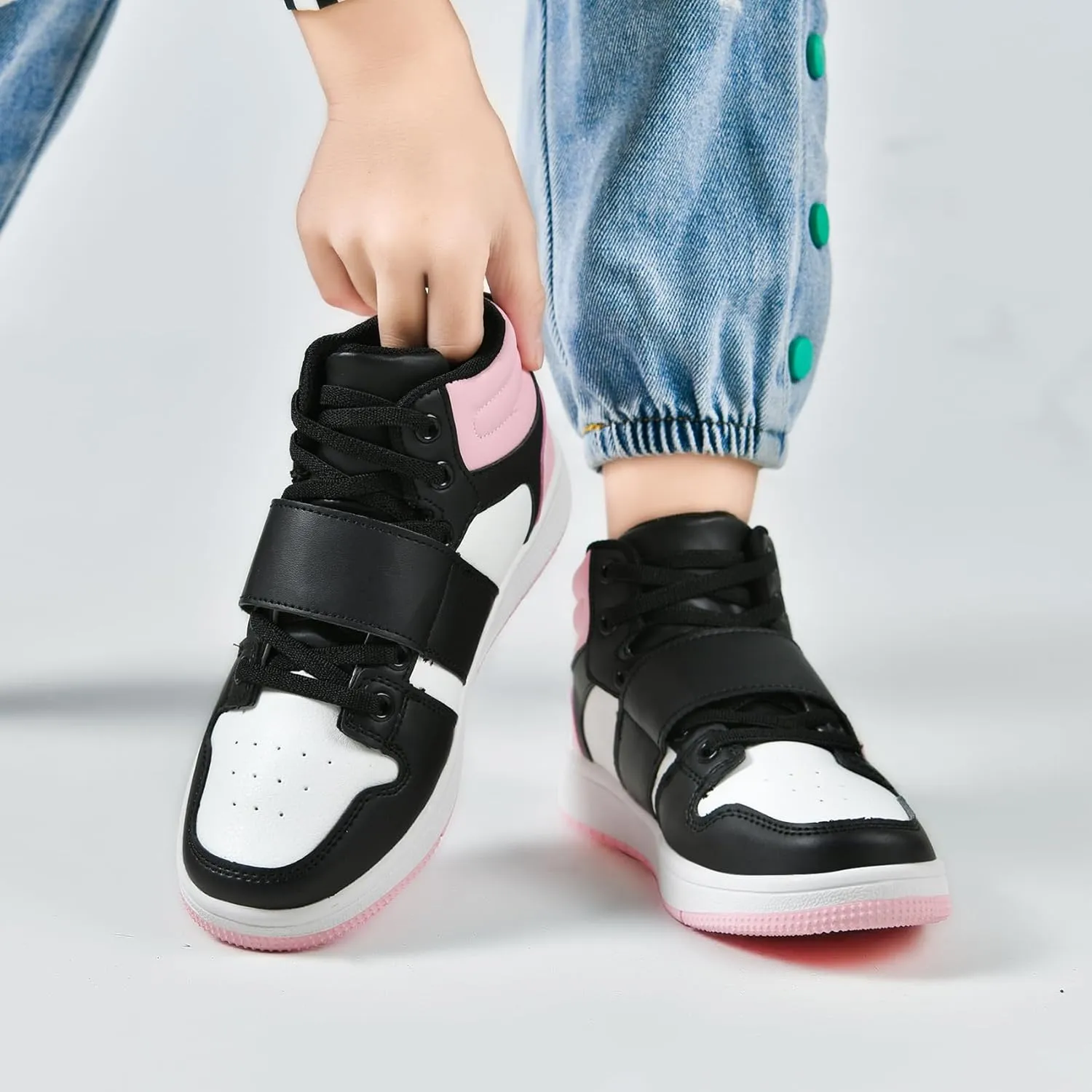 DimaiGlobal Kids Basketball Shoes Boys Girls High Top Sneakers for Youth Durable Sports Shoes Breathable Skate Shoes School Trainers
