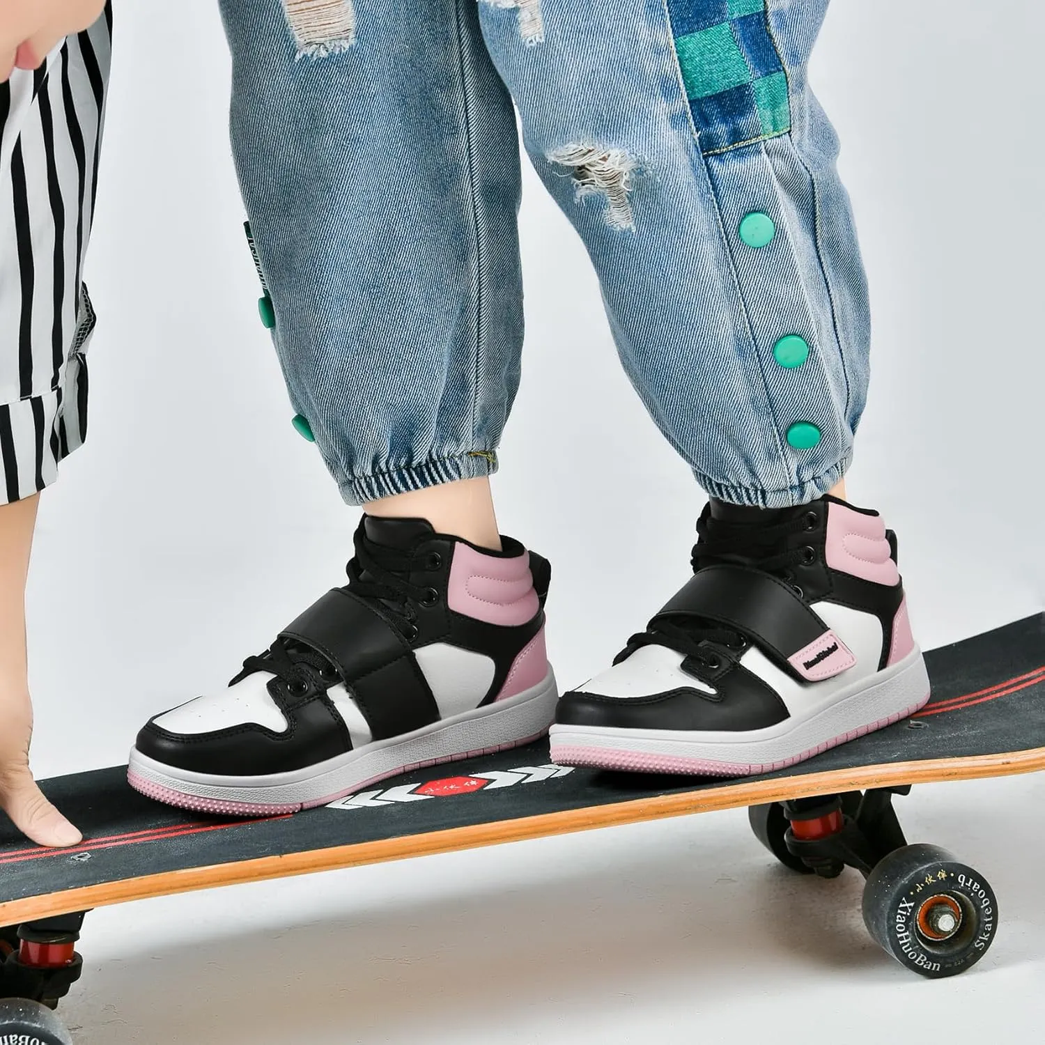 DimaiGlobal Kids Basketball Shoes Boys Girls High Top Sneakers for Youth Durable Sports Shoes Breathable Skate Shoes School Trainers