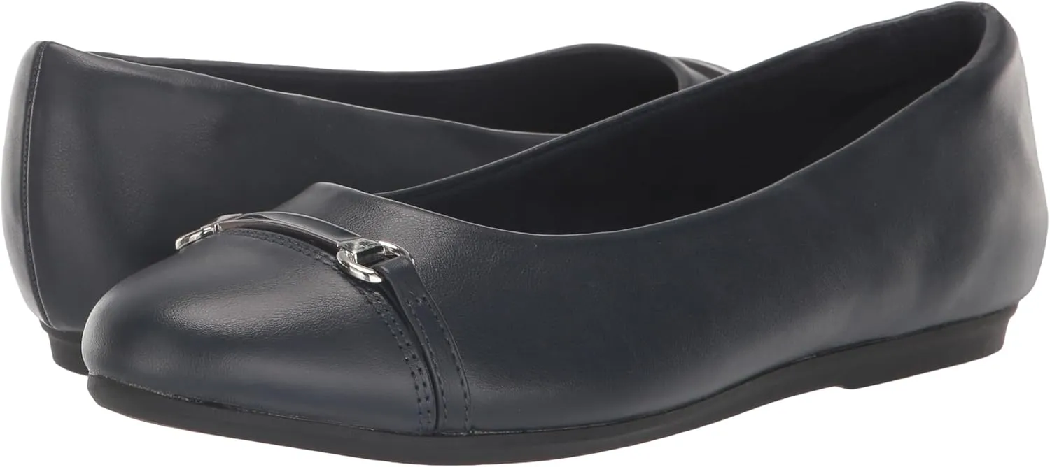 Easy Street Women's Asher Ballet Flat