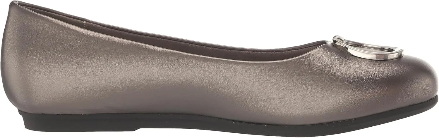 Easy Street Women's Dia Sneaker