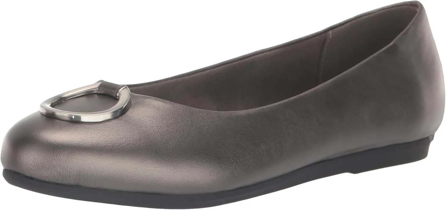 Easy Street Women's Dia Sneaker