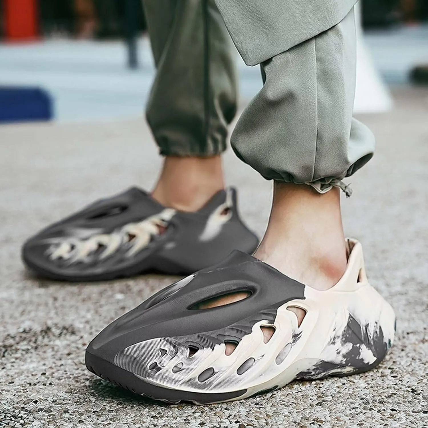 Eohsnem Foam Runner Shoes for Women Men, Hollow Cloud Slippers Lightweight Slip-On Walking Sneakers Breathable Soft Beach Sandals Redwhite