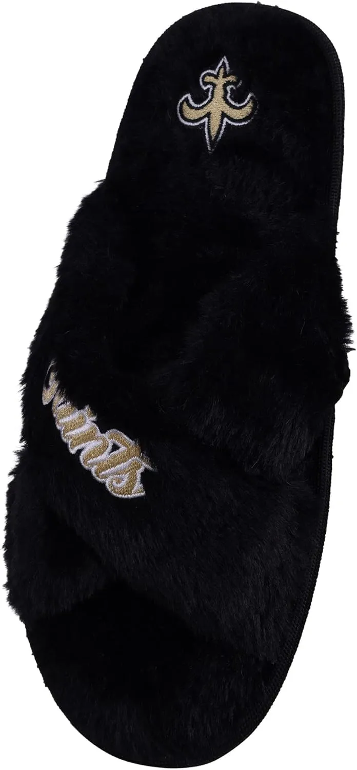 FOCO Womens NFL Team Script Wordmark Fuzzy Cross Slide Slippers