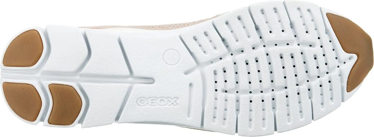 Geox Women's D Sukie B Low Top Sneaker