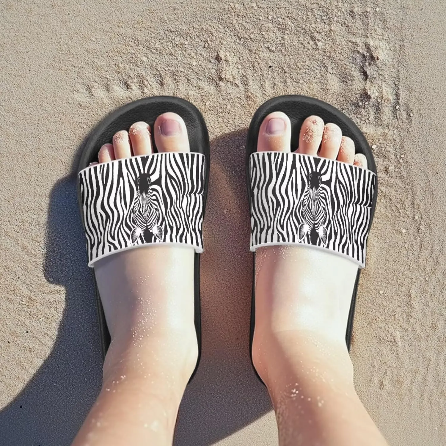 Girls Beach Slippers Open Toe Non Slip Summer Sandals Quick Drying Flat Sandals Soft Sole Bathroom Shoes