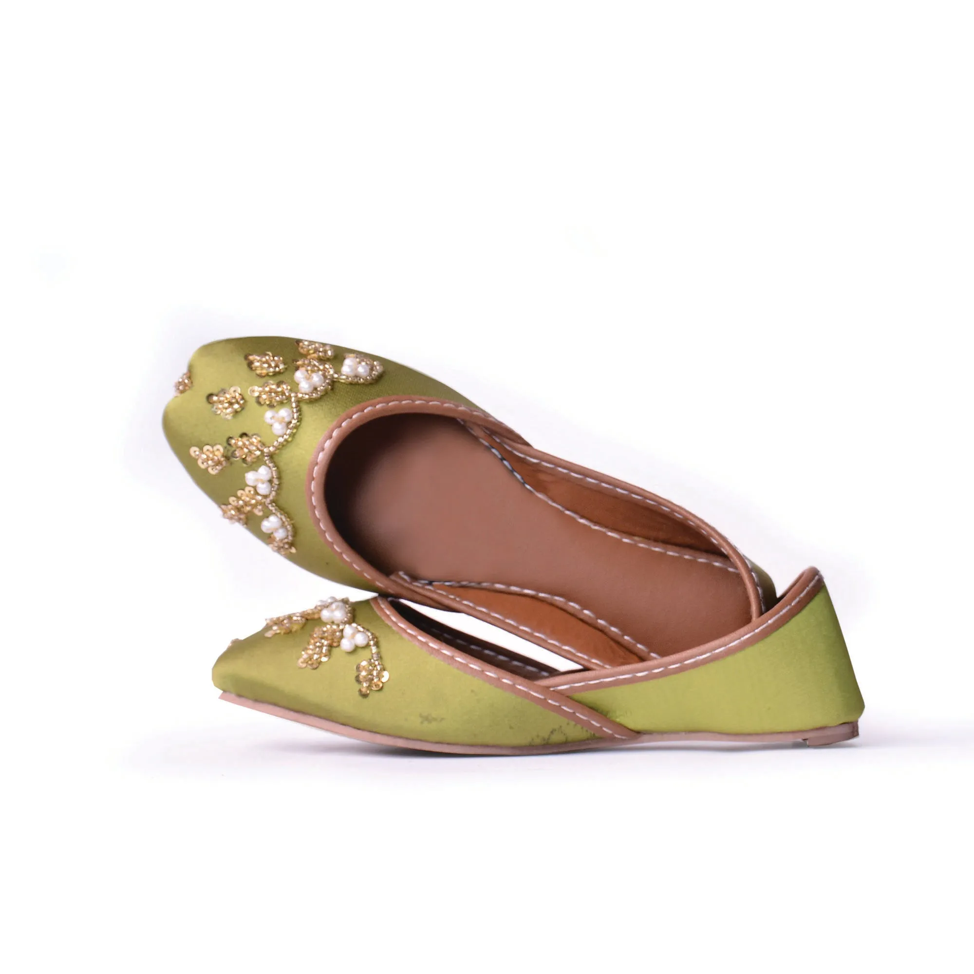 Green  Khussa
