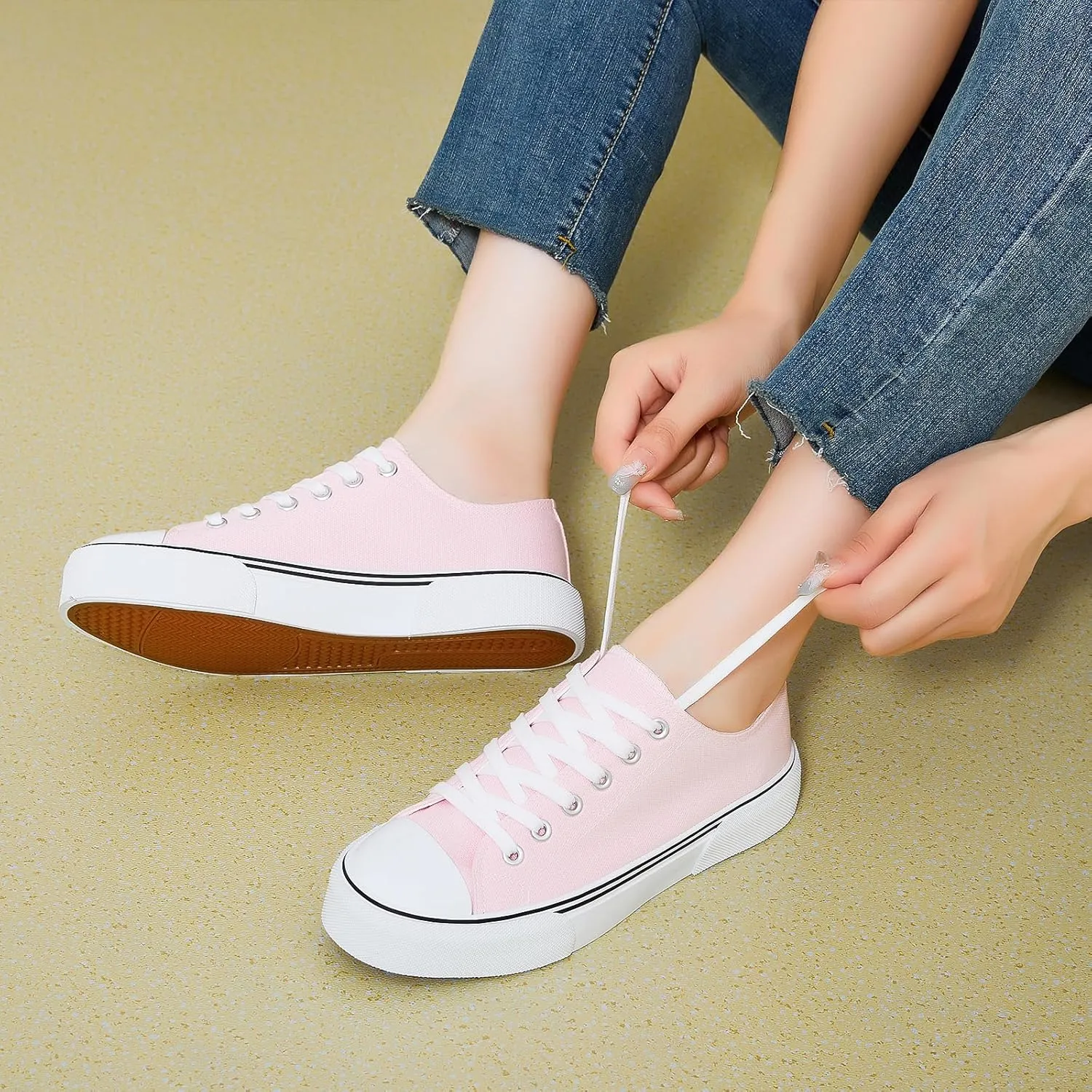 hash bubbie White Sneakers for Women Low Top Canvas Shoes Womens Canvas Sneakers Women's Fashion Sneakers Slip on Casual Tennis Shoes