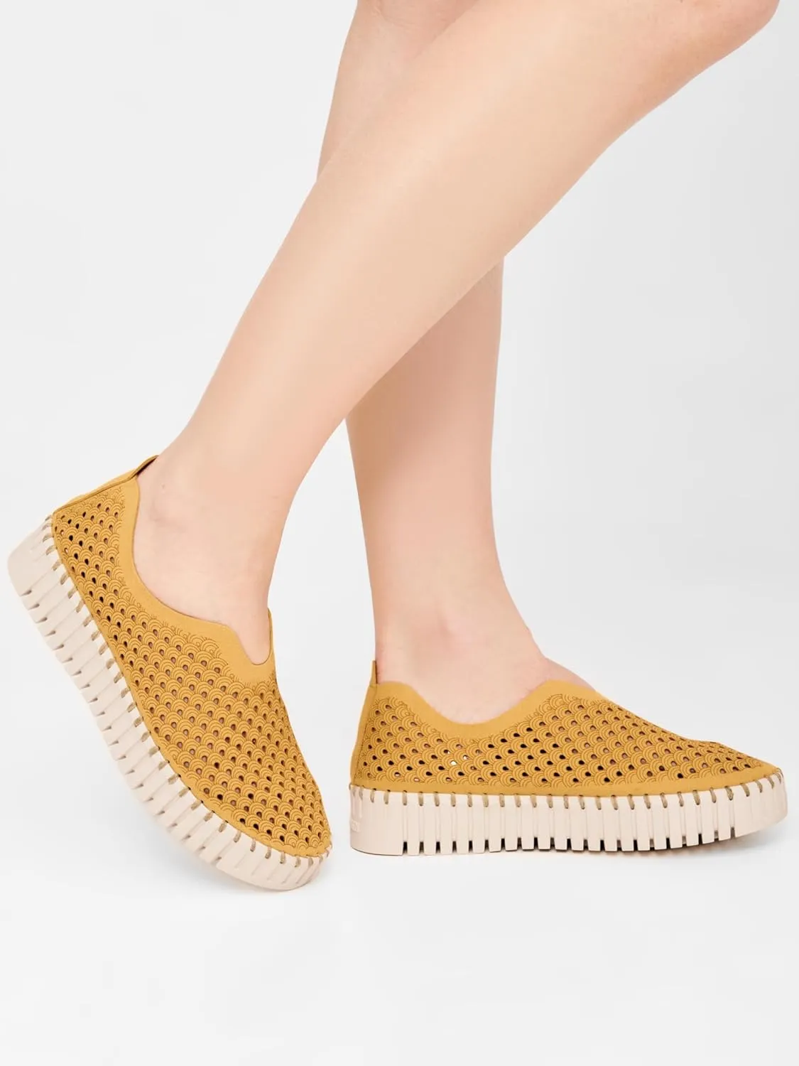 Ilse Jacobsen HORNBAEK Women's Tulip 3373 Platform | Slip-On | Low-Top