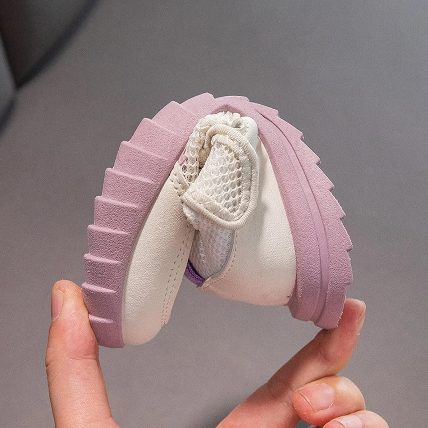IWIHMIV Girls Athletic Sandals Boys Closed Toe Lightweight Mesh Sports Shoes Beach Summer Soft Sole Sandal for Toddler