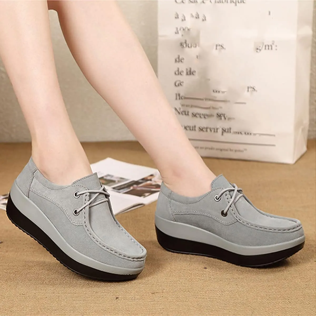 LAVAEGG Women Slip On Loafers,Comfort Suede Moccasins Wide Low Top Shoes,Non-Slip Heightening Wedge Shoes