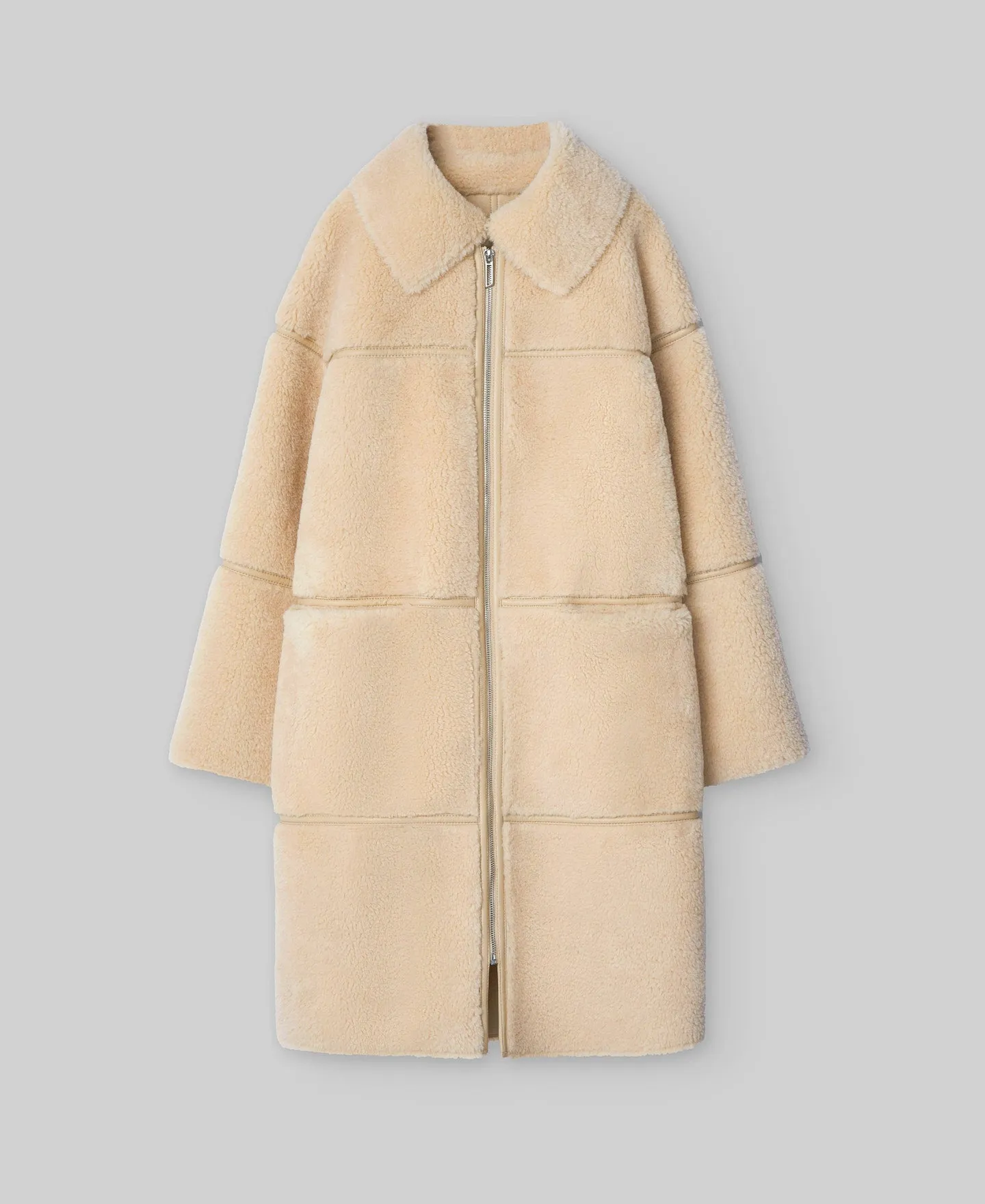Long shearling coat woman in light cream