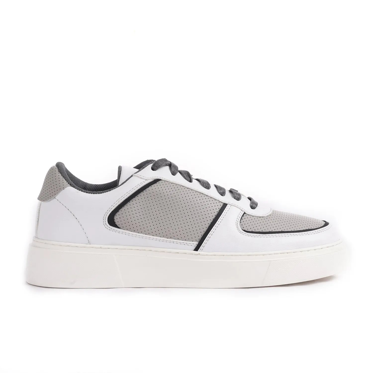 Low Top Laced Sneaker