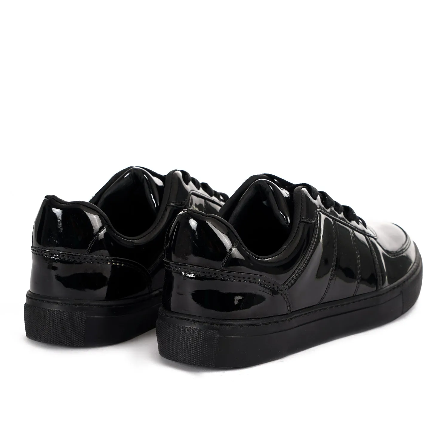 Low Top Laced Sneaker