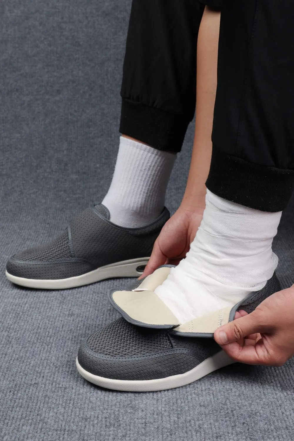 Men's Diabetic Elderly Shoes - Plus Size, Adjustable, Non-Slip, Double Insole, Air Cushion Bottom Walking Shoes
