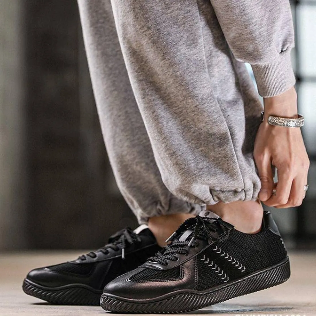 Mens Stylish Running Athletic Casual Sneaker Colorblocked Stripe Print Solid Walking Lace Up High Top Shoes