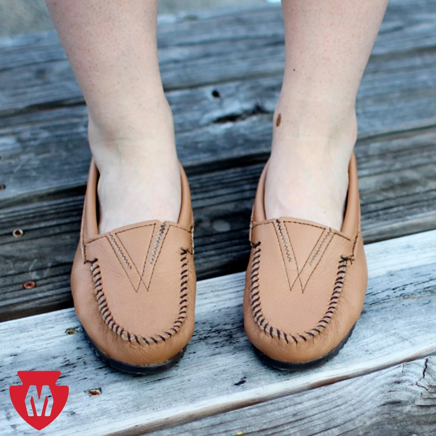 Minnetonka Women's Deerskin Gore Front Moccasin