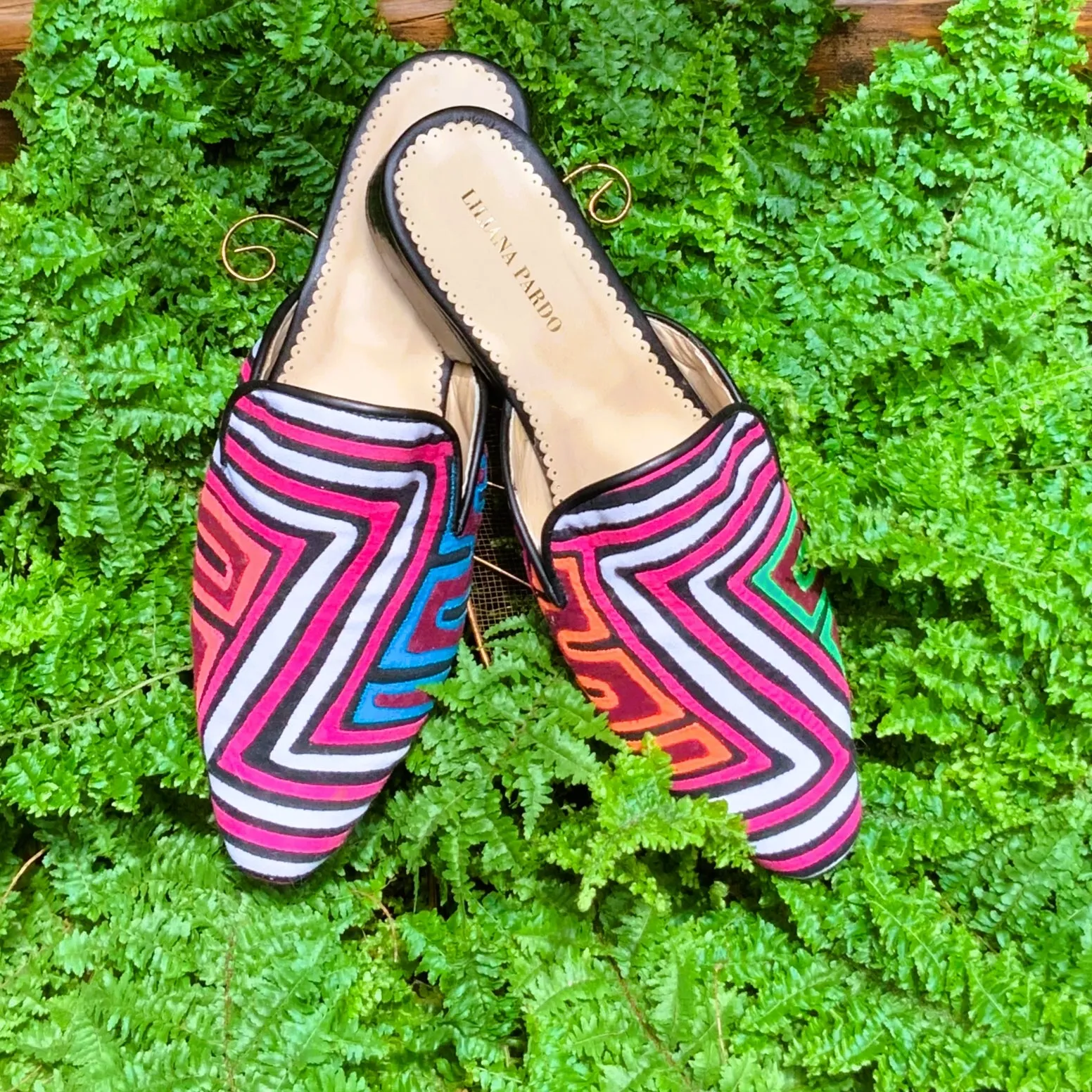 Mola Mules | Black Multicolor