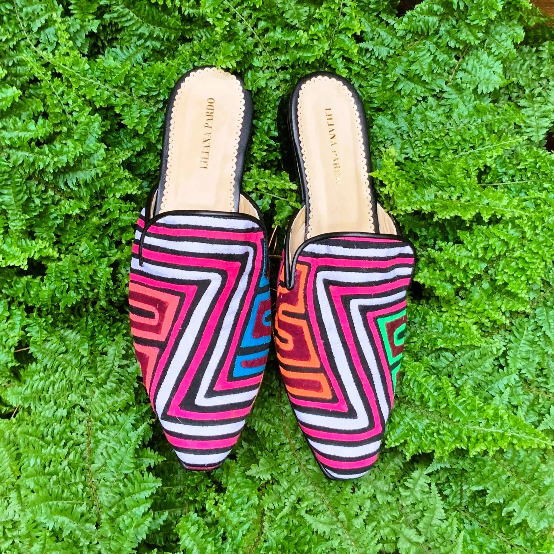 Mola Mules | Black Multicolor