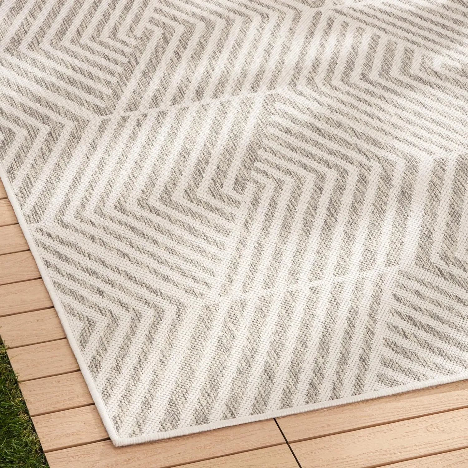 Nicole Miller New York Patio Country Ombre Geo Indoor Outdoor Area Rug, UV Fade Resistant, Low Pile, Grey/Cream, 3'11"x5'2"