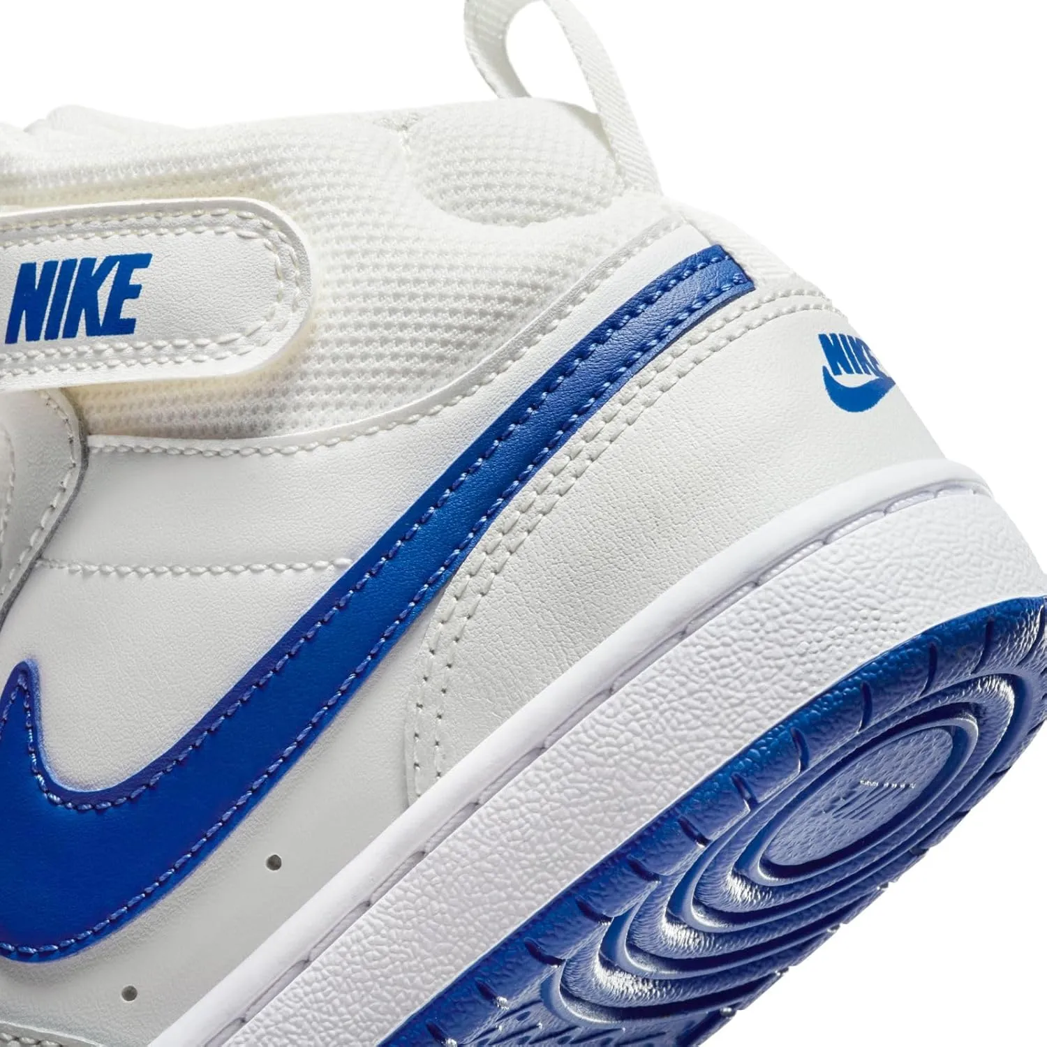 NIKE Boy's Sneaker