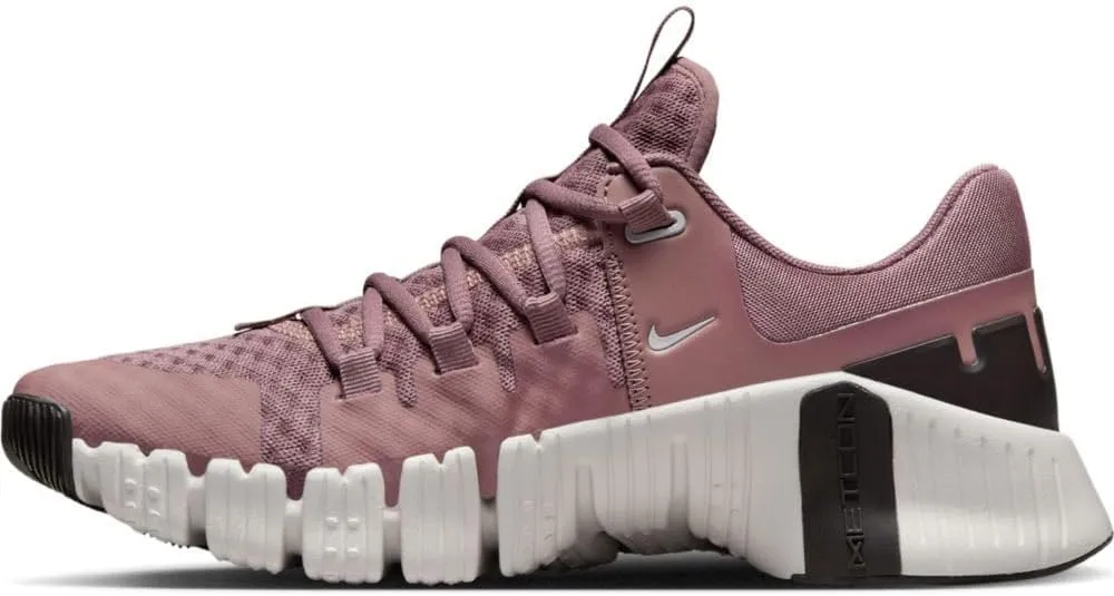Nike Free Metcon 5 Women's Workout Shoes (DV3950-201, Smokey Mauve/Light Bone/Velvet Brown/)