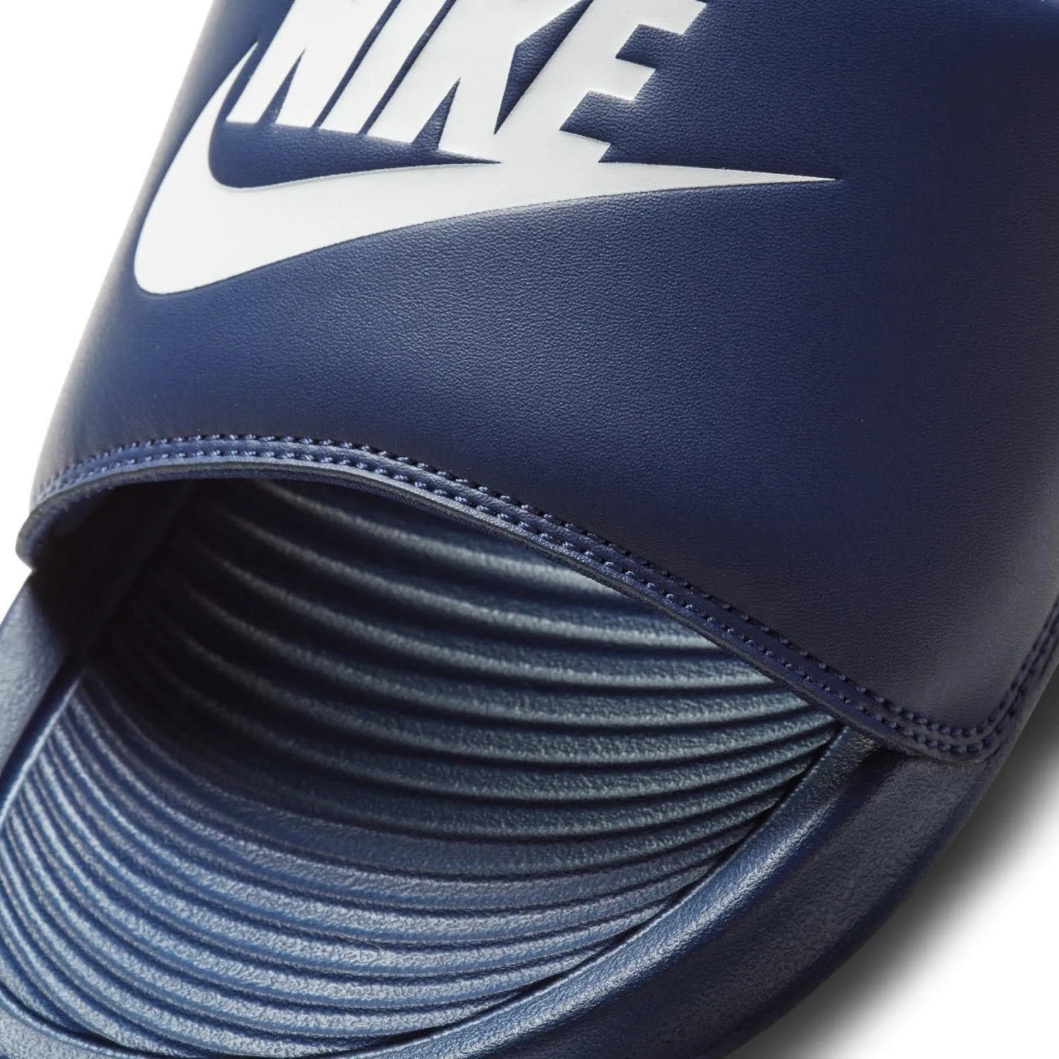 NIKE Men's Slide Trail Running Shoe