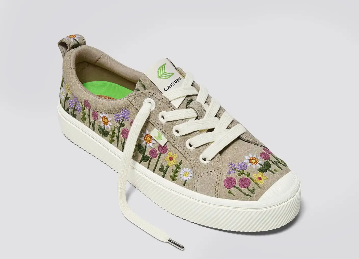 OCA Low Sand Embroidered Flowers Suede Sneaker