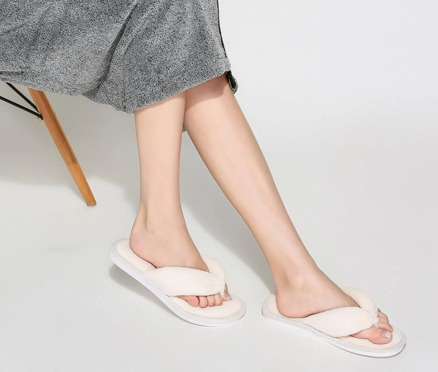Onmygogo Indoor Slippers for Women Open Toe with Memory Foam, Soft Faux Fur Nonslip House Slippers