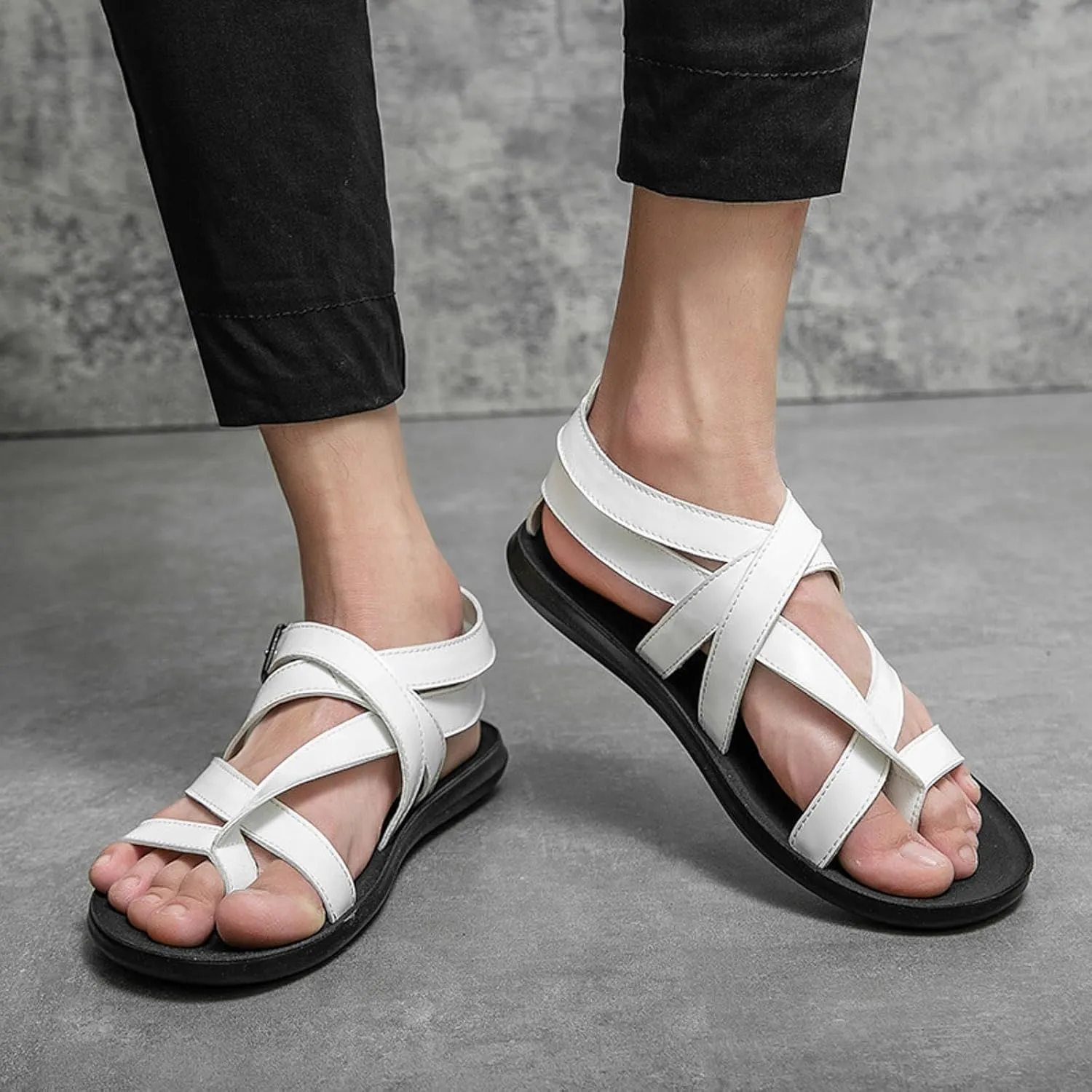 Outdoor Sandals Men Fashionable And Casual Men's Hollow Mesh British Thin Soled Beach Solid Color Sandals