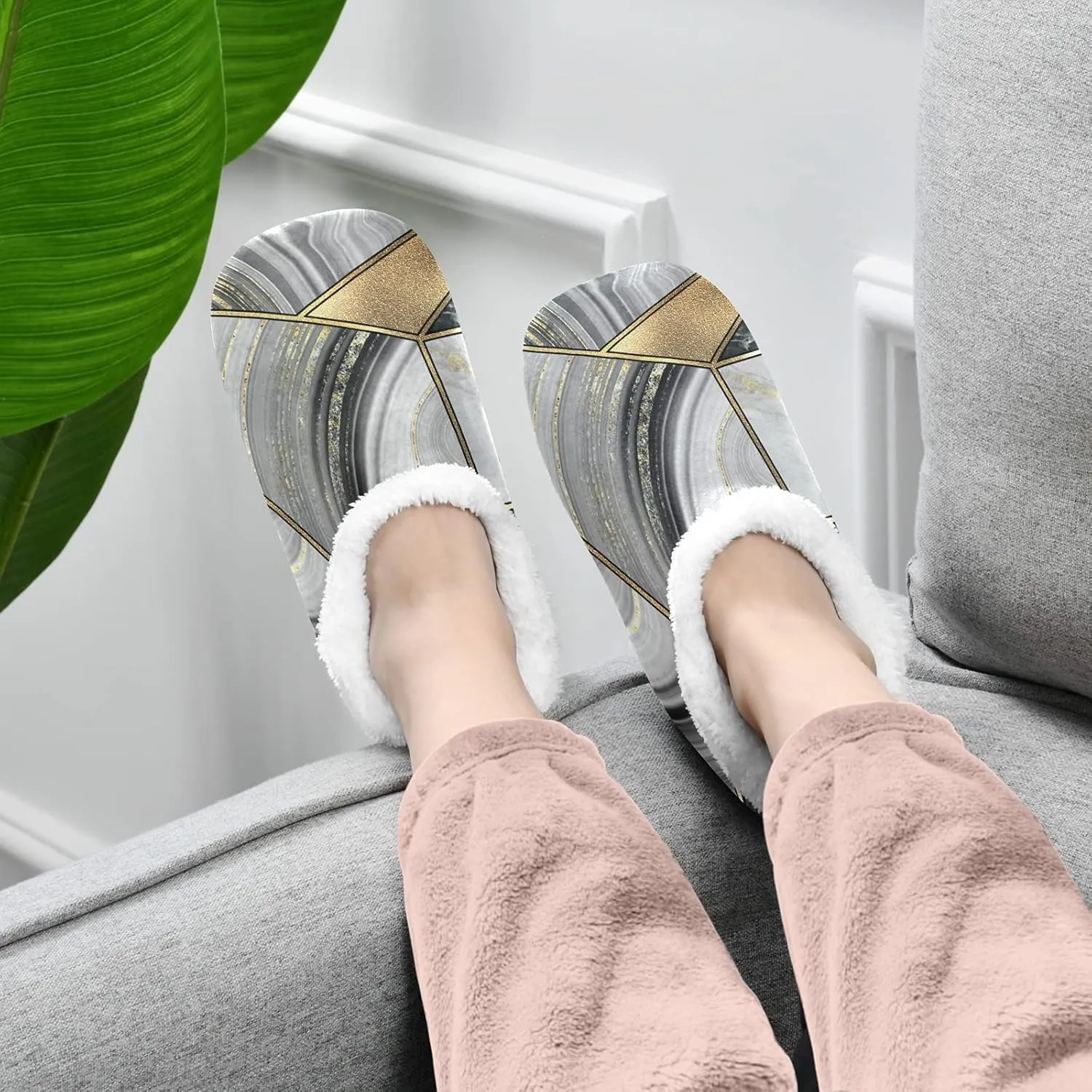 Poeticcity Unisex Fuzzy House Slippers, Warm Fur Lining Shoes, Non-Slip Memory Foam Slippers M-XXL