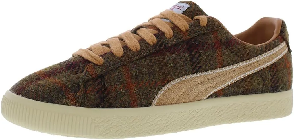 PUMA Men's Clyde Sneaker